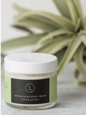 Lizush Shea Butter Eucalyptus Foot Cream
Cracked Dry Skin Moisturizer Natural